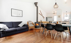 Condo 49 Chemin de la Corniche by Les Chalets Alpins, Stoneham